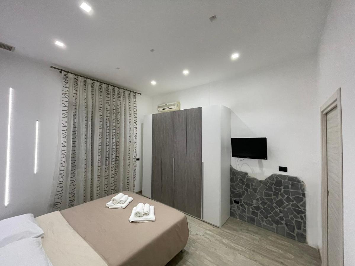 B&B Airport Serenity Suites Neapel Exteriör bild